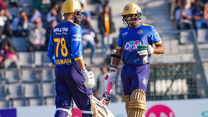 রাজশাহীকে টপকে বিপিএলের মঞ্চে ঢাকার জয়ের গান