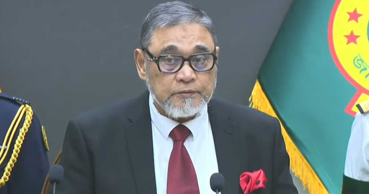 ইতিহাস গড়লেন প্রধান নির্বাচন কমিশনার