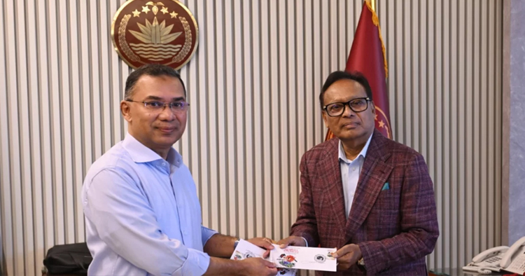 স্বাধীনতা দিবসে স্মারক ডাক টিকিট উন্মোচন করলেন প্রধানমন্ত্রী