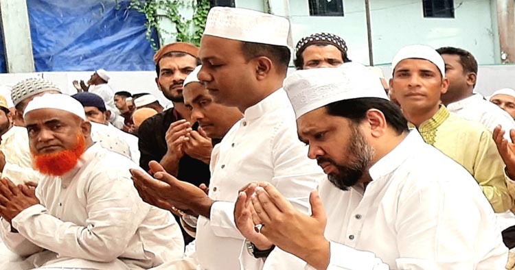 প্রথমবারের মতো রাঙ্গুনিয়ায় ঈদের নামাজ আদায় করলেন হুমাম কাদের চৌধুরী