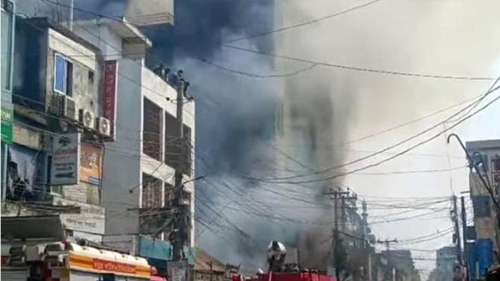 সৈয়দপুর ঢাকা ব্যাংক শাখায় আগুন