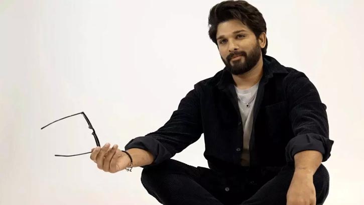 বলিউডকে টপকে শীর্ষে দক্ষিণী তারকা আল্লু অর্জুন