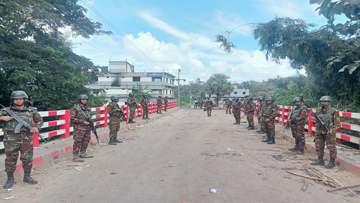 গুইমারা'র পরিস্থিতি এখনো থমথমে আইনশৃঙ্খলা বাহিনীর নিরাপত্তা জোরদার 