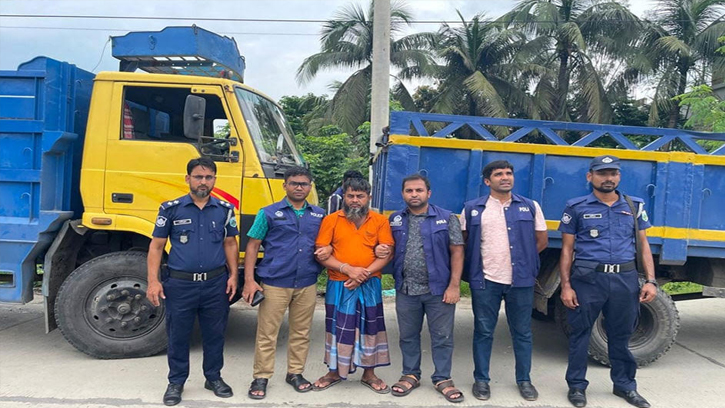 চাঁদপুরে ডাকাত দলের ৩ সদস্য গ্রেফতার