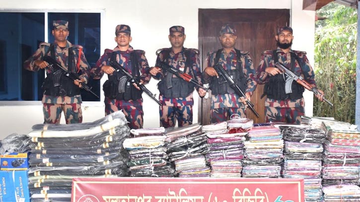 ব্রাহ্মণবাড়িয়া-কুমিল্লা সীমান্তে ১ কোটি ১৫ লাখ টাকার ভারতীয় পণ্য উদ্ধার 