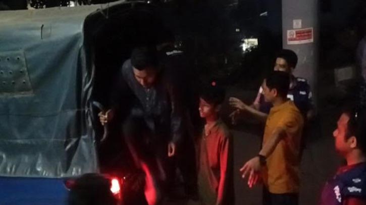 পুলিশের অভিযানে ২১ কিশোর গ্যাং আটক