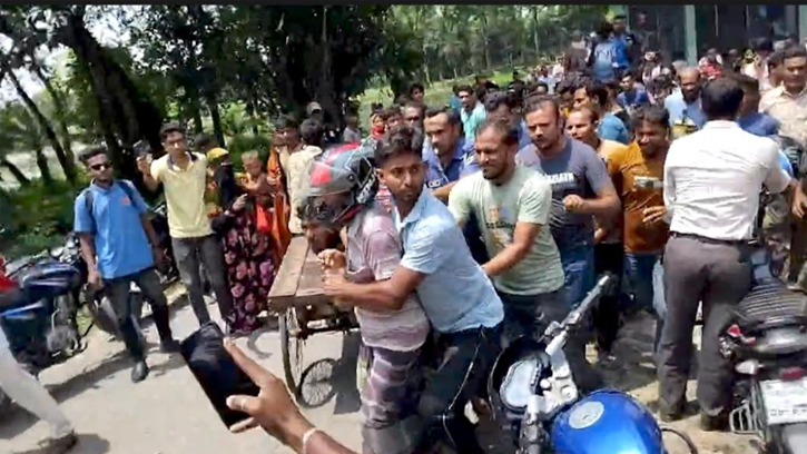 মানসিক প্রতিবন্ধী শিশুকে ধর্ষণের অভিযোগে পোস্টমাস্টার আটক