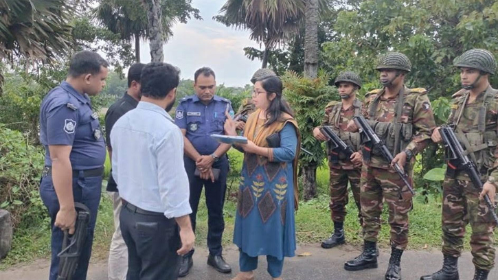 কুমিল্লা গোমতী নদী থেকে বালু উত্তোলন: প্রকৌশলীর কারাদণ্ড