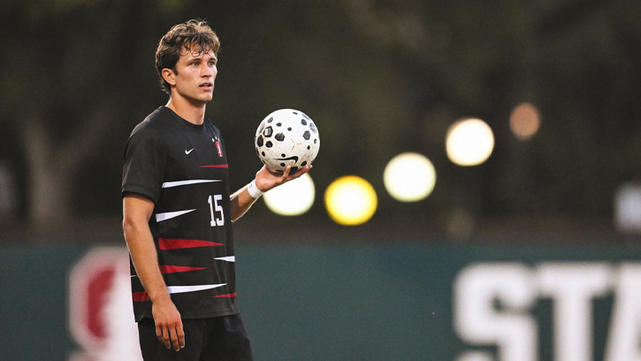 জাতীয় দলে খেলার আগ্রহ জানালেন ব্রিটিশ-বংশোদ্ভূত ট্রেভর ইসলাম