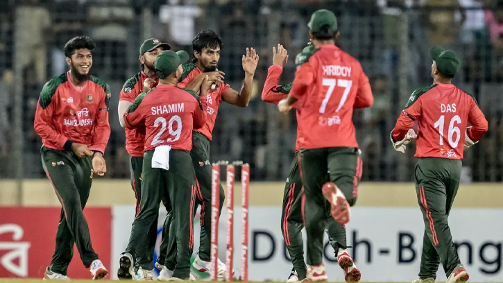 এশিয়া কাপে আজ মাঠে নামছে বাংলাদেশ ক্রিকেট দল