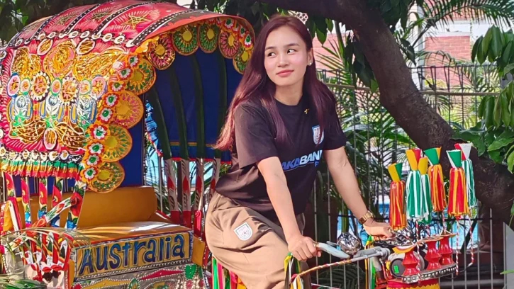 ইতিহাস গড়ার স্বপ্নে অস্ট্রেলিয়া যাচ্ছেন ঋতুপর্ণারা