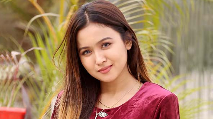 ‘আমার পা থেকে মাথা পর্যন্ত সাহস, দুইশবার চেষ্টা করার শক্তি রাখি: চমক