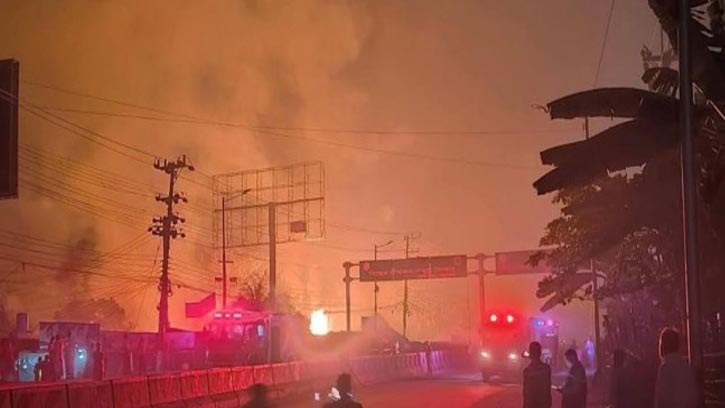 কক্সবাজারে এলপিজি পাম্পে বিস্ফোরণ, দগ্ধ ১৬