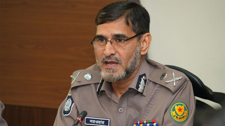 ঈদে ঢাকায় নিরাপত্তা জোরদার, সতর্ক থাকার আহ্বান ডিএমপি’র
