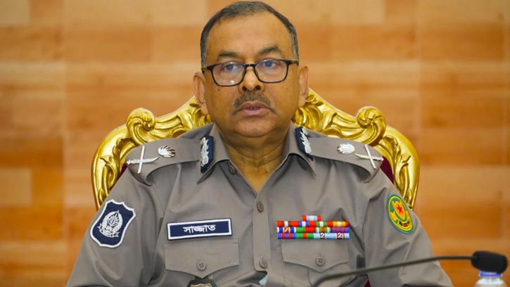 দায়িত্ব থেকে সরে যাচ্ছেন ডিএমপি কমিশনার