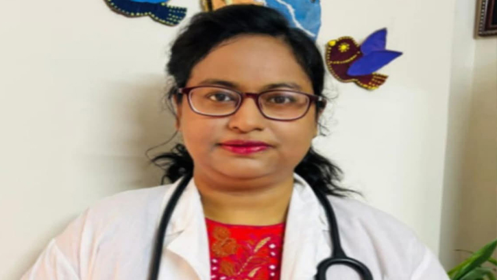 ডাঃ নন্দিতা পাল: রোগী দেখেন কম, সেবা দেন বেশি 