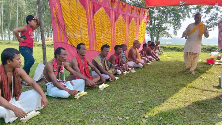 পঞ্চগড়ে বড়দ্বেশরী মন্দিরে লাখো ভক্তের উপস্থিতিতে মহালয়া উৎসব