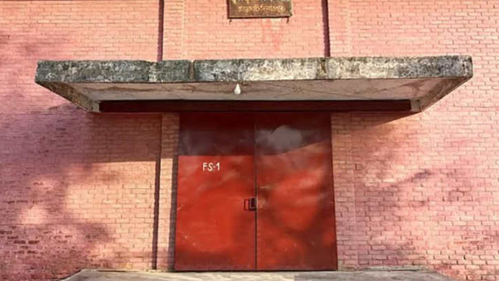 ঘোড়াঘাটে খাদ্যগুদাম থেকে চাল ও খালি বস্তা উধাও, দুদকের মামলা