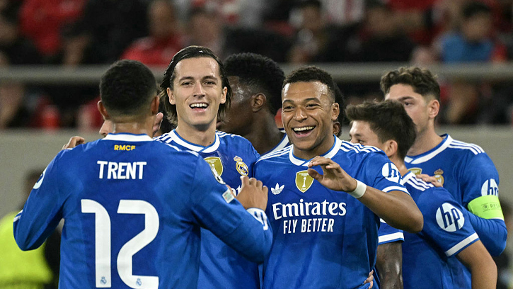 চ্যাম্পিয়ন্স লিগে এমবাপ্পে জ্বলে উঠলেও রিয়াল পেল দুঃসাহসিক জয়