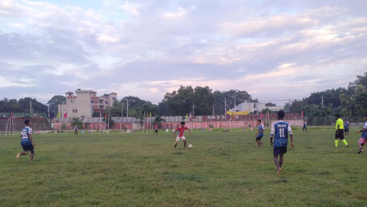 কুড়িগ্রামে ইন্টার স্কুল ফুটবল টুর্নামেন্টের ফাইনাল খেলা অনুষ্ঠিত 