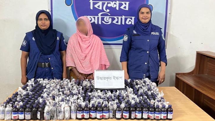 নাগেশ্বরীতে মাদক কারবারি রিনা বেগম আটক