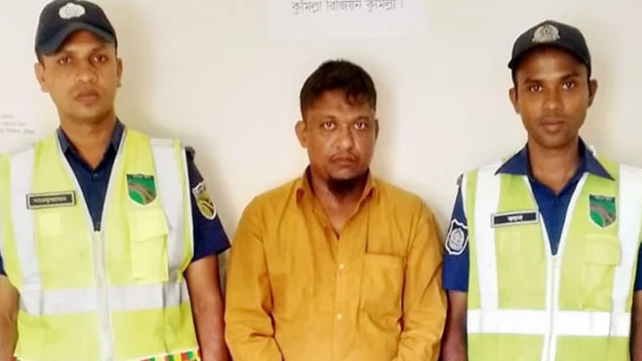 অভিনব কৌশলে ইয়াবা পাচার, ১২০০ পিসসহ গ্রেফতার ১