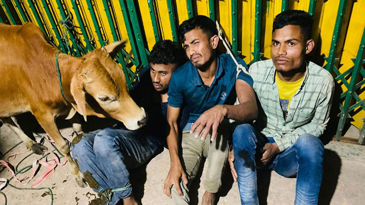 সেহরিতে ডাকাতির চেষ্টাকালে আটক ৩ জন