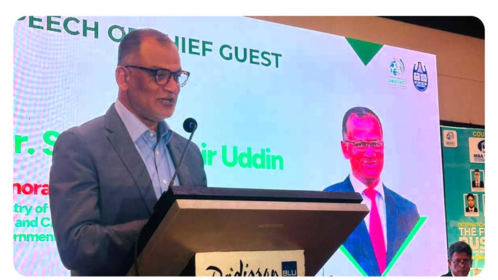 কাঁচামালের অভাব কাটিয়ে অর্থনৈতিক উন্নয়ন সম্ভব: বাণিজ্য উপদেষ্টা