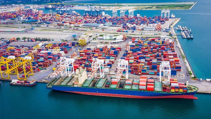 চট্টগ্রাম বন্দরে অনির্দিষ্টকালের কর্মবিরতি ঘোষণা