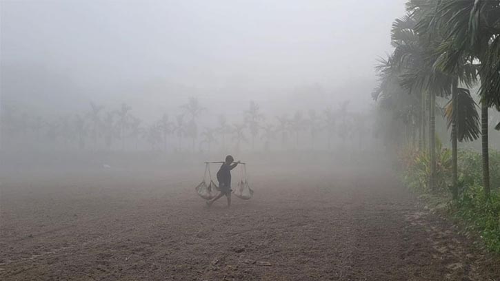শীতে কাঁপছে তেঁতুলিয়া, চার দিন ধরে সর্বনিম্ন তাপমাত্রার রেকর্ড