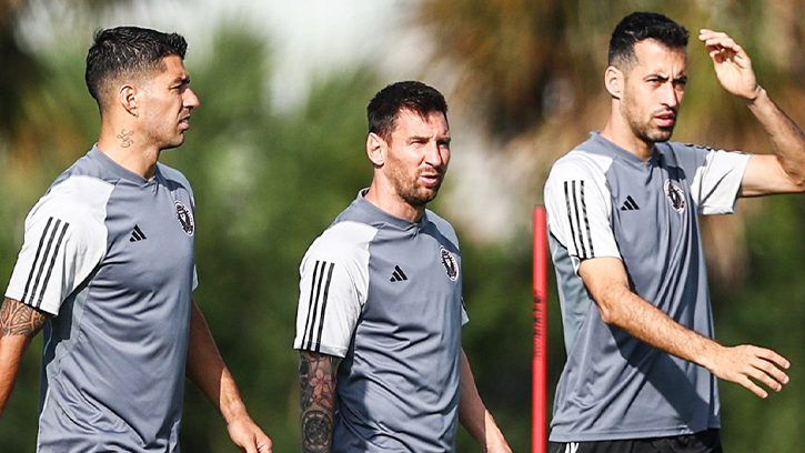 সুয়ারেজ নিষিদ্ধ হওয়ায় মেসিরা পেলেন চরম দুঃসংবাদ