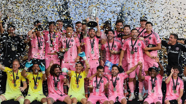 মেসির নেতৃত্বে মায়ামির ইতিহাস গড়া শিরোপা জয়