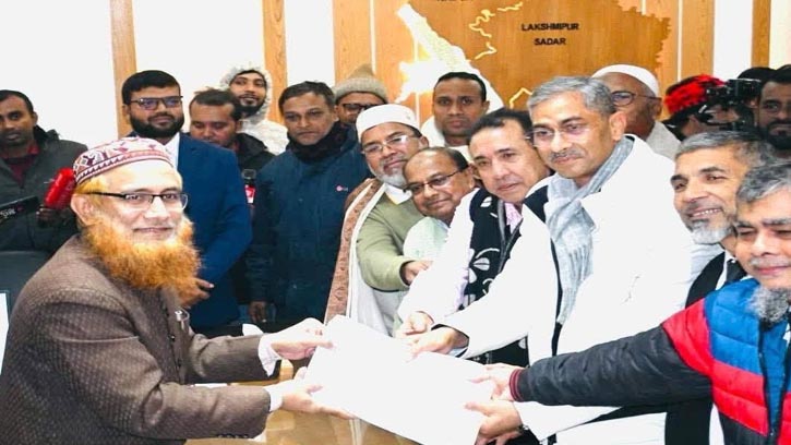 ত্রয়োদশ জাতীয় সংসদ নির্বাচনে লক্ষ্মীপুরে মনোনয়নপত্র জমা দিলেন যারা