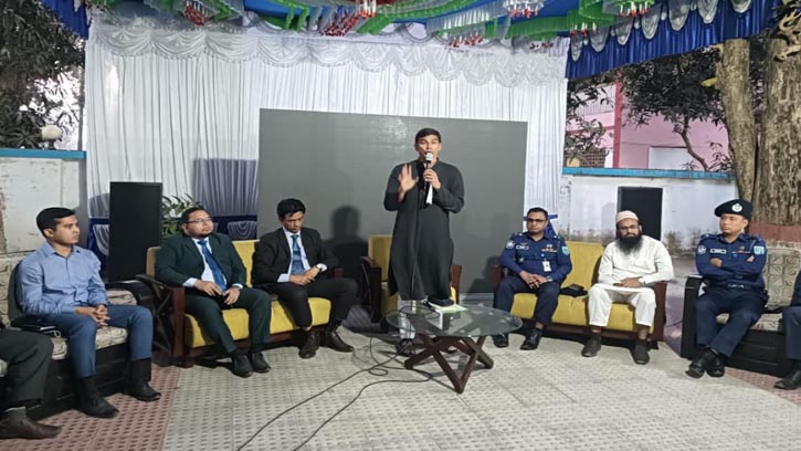 'আমার অফিস ঘুষ ও দূর্নীতিমুক্ত' ব্যানার টাঙ্গিয়ে দিবেন