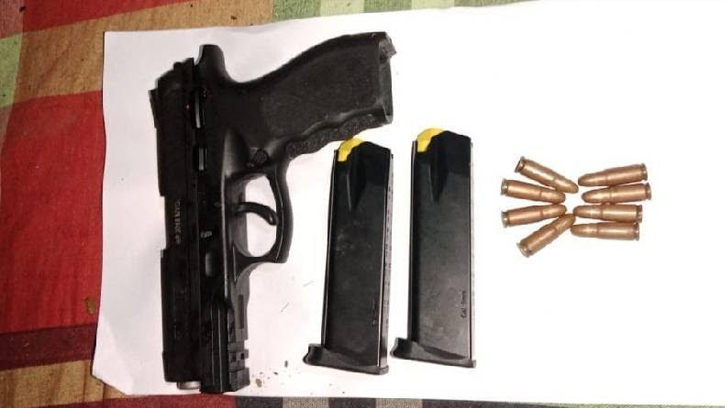 যাত্রাবাড়ী থানা থেকে লুট হওয়া অস্ত্র চাঁদপুরে উদ্ধার