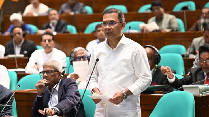 আইনশৃঙ্খলা স্বাভাবিক রাখতে জ্বালানি রেশনিং তুলে নেওয়া হয়েছে: প্রধানমন্ত্রী