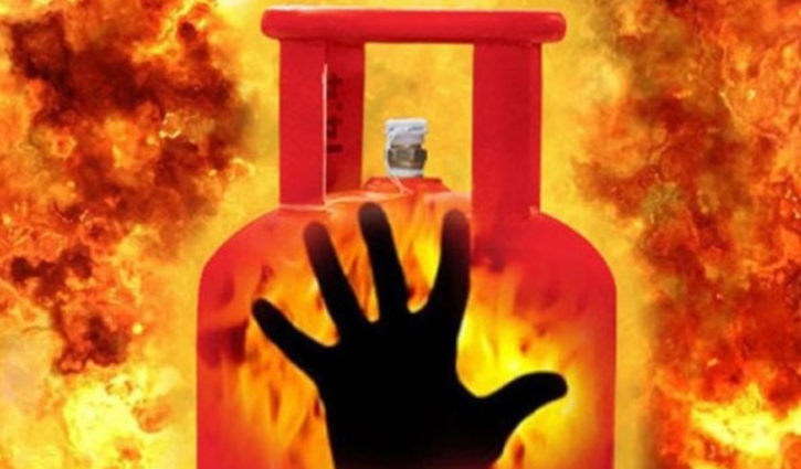 গ্যাস সিলিন্ডার বিস্ফোরণে চট্টগ্রামে দগ্ধ শিশুসহ  ৯ জন