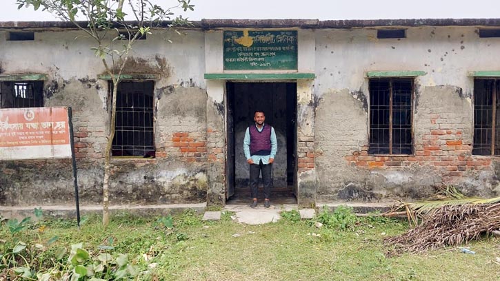 পুটিখালী কমিউনিটি ক্লিনিকের ভবন ভেঙে পড়ার আশঙ্কা