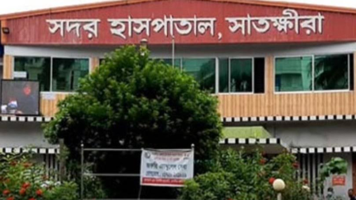 সাতক্ষীরায় মোটরসাইকেলের ধাক্কায় অজ্ঞাত নারী নিহত