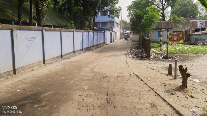 সৈয়দপুর পৌরসভায় নাগরিক সুবিধা বাড়াতে চলছে ব্যাপক উন্নয়নকাজ