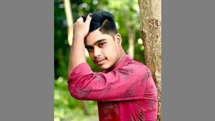 সীতাকুণ্ডে সড়ক দুর্ঘটনায় স্কুল শিক্ষার্থী নিহত 