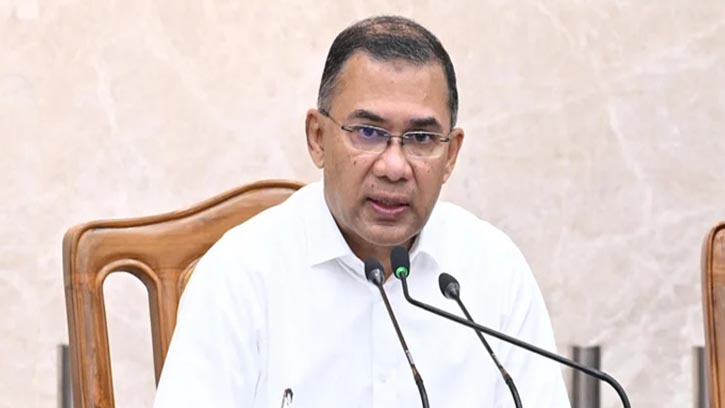 অভিনন্দনমূলক বিলবোর্ড-ব্যানার দ্রুত সরানোর নির্দেশ প্রধানমন্ত্রীর