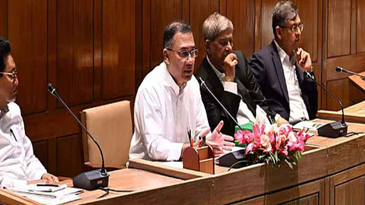 মন্ত্রী-এমপিদের চাল-চলনে সতর্ক ও মার্জিত থাকার নির্দেশ প্রধানমন্ত্রীর
