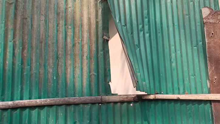 নেতাকর্মীদের বাড়ি ও ব্যবসাপ্রতিষ্ঠানে হামলার অভিযোগ