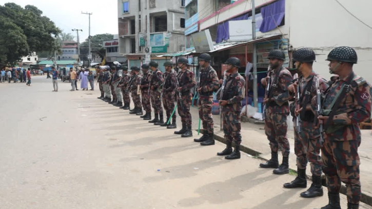 ‎খাগড়াছড়িতে পরিস্থিতি নিয়ন্ত্রণে যৌথবাহিনী টহল জোরদার