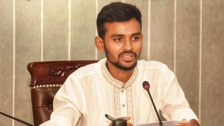 পদত্যাগ নিয়ে প্রশ্নের জবাবে আসিফ মাহমুদের প্রতিক্রিয়া