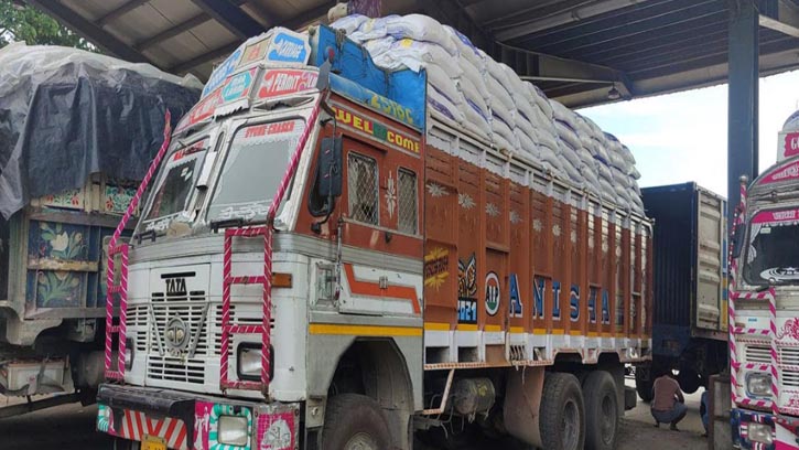 বেনাপোল দিয়ে ভারত থেকে এলো ১৩ হাজার ৫০০ মেট্রিক টন চাল