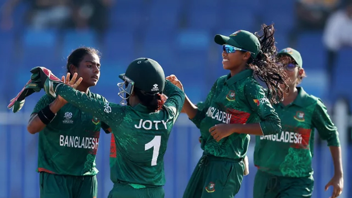 বিশ্বকাপে জ্যোতি-মারুফার নেতৃত্বে উজ্জ্বল বাংলাদেশ