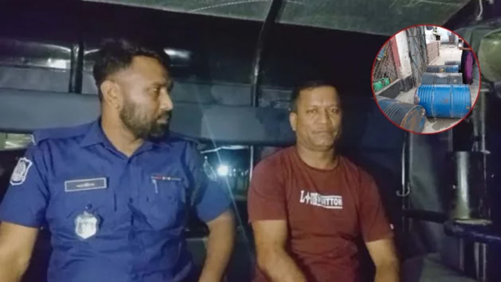 ইউপি সদস্যের বাড়িতে অভিযান চালিয়ে ৫ ব্যারেল ডিজেল জব্দ