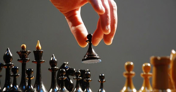 দাবা: বুদ্ধি, কৌশল ও ধৈর্যের বিশ্বজনীন খেলা